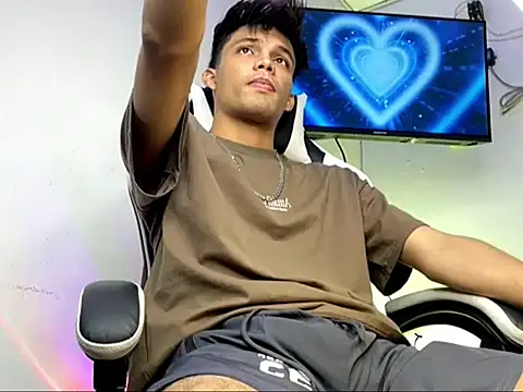 AlexxxGod webcam show