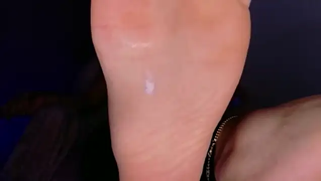 XXX chat uživo modela DIVINANGELA