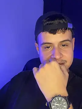BjornSteel Pertunjukan Webcam