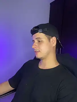 BjornSteel Pertunjukan Webcam