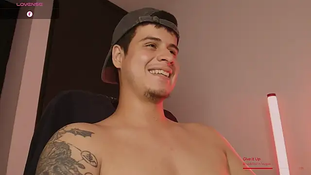 Show modela BjornSteel na web-kameri