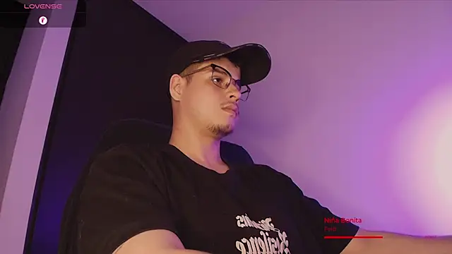 BjornSteel Pertunjukan Webcam