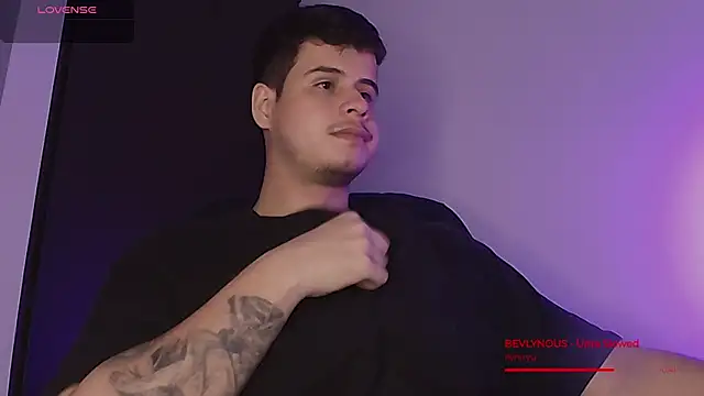 BjornSteel webkamerás műsora