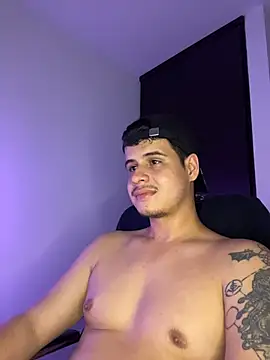 Show modela BjornSteel na web-kameri