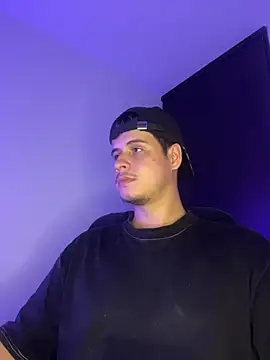 Show modela BjornSteel na web-kameri