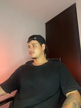 แชท XXX สดของ BjornSteel