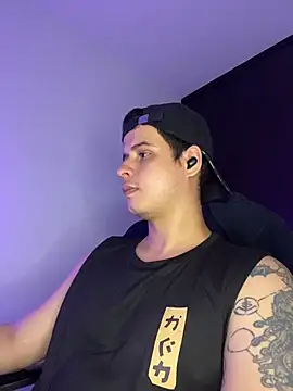 BjornSteel Pertunjukan Webcam