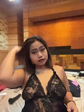 vien_pussy69's Webcam Show