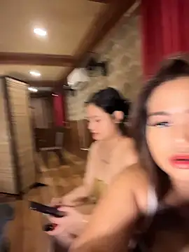 vien_pussy69 Pertunjukan Webcam