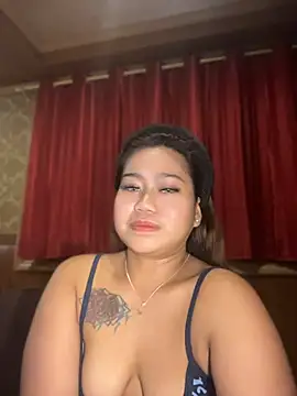 vien_pussy69's Webcam Show