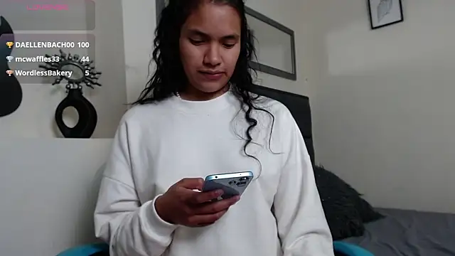 Julieta_Parker – live chatrum