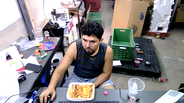 BustedCall webcam show