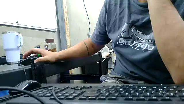 BustedCall 网络视讯表演