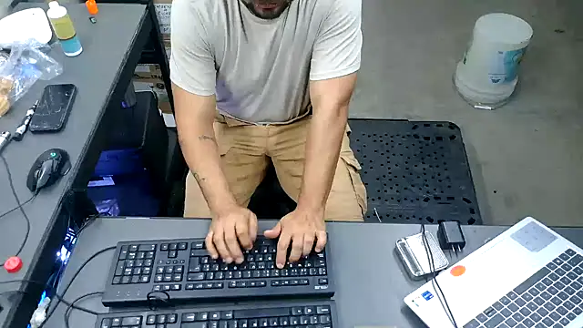BustedCall Webcam Show
