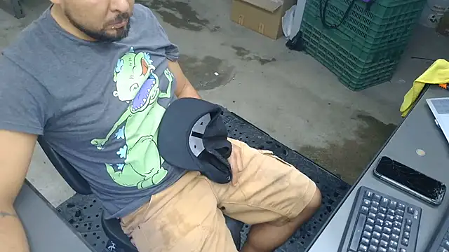 BustedCall Webcam show