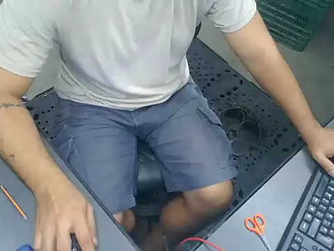BustedCall's Webcam Show