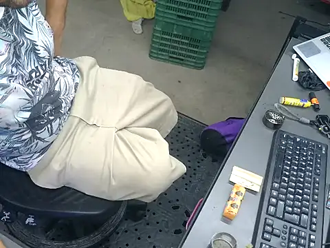 BustedCall Pertunjukan Webcam