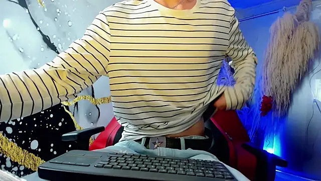 thanier_18 Show Webcam