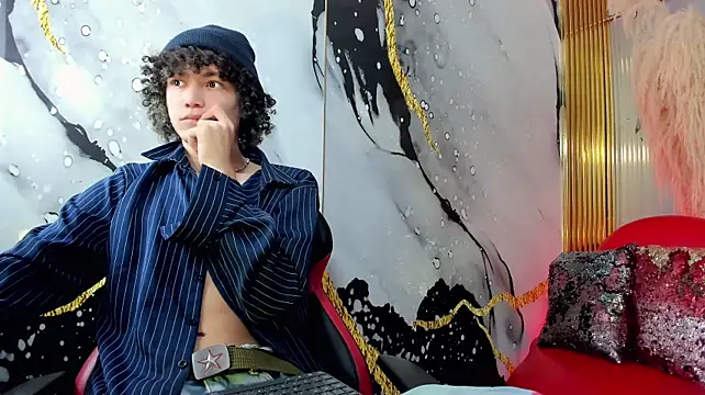 thanier_18 Show in webcam