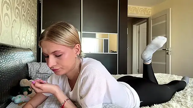 Chat XXX en directo de JeneeEady