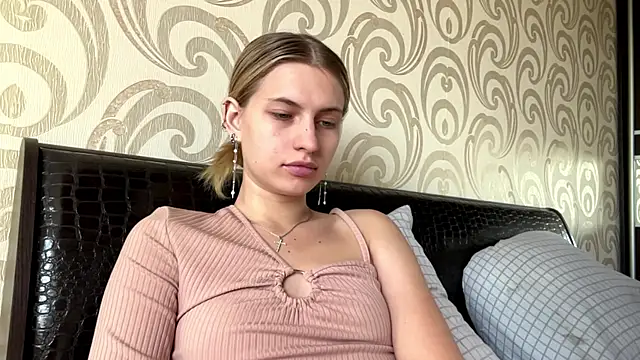 JeneeEady Adlı Modelin Canlı XXX Sohbeti