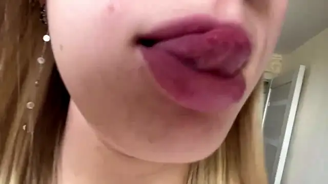 JeneeEady Chat XXX live