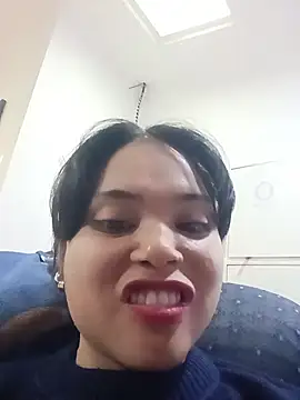 Maggyx লাইভ XXX চ্যাট