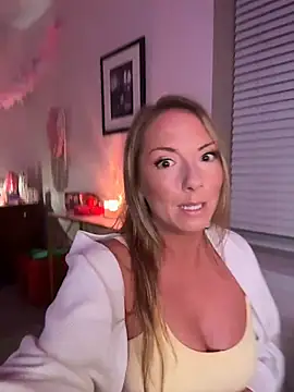 Show Webcam de prettymouthpeach