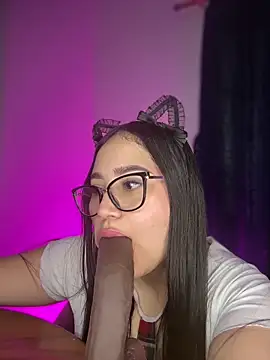 amaraa_1's Webcam Show