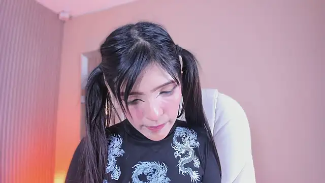 LisaLain's Live XXX Chat
