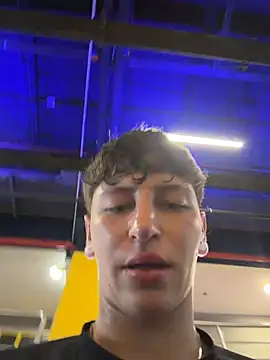 ARON_LUXXn Webbikameraesitys