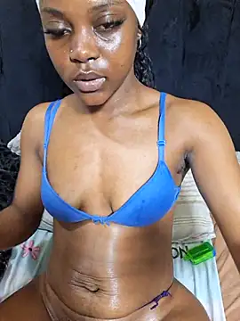 Chat +18 de Freaky_CardiXX ao vivo