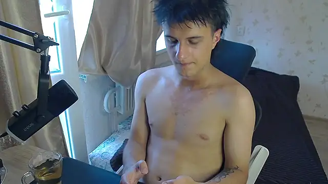 nuar_x Webcam-Show