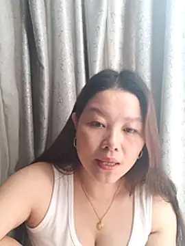 Jennie_dogy Show Webcam