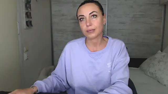 Chat XXX en directo de CloveLove