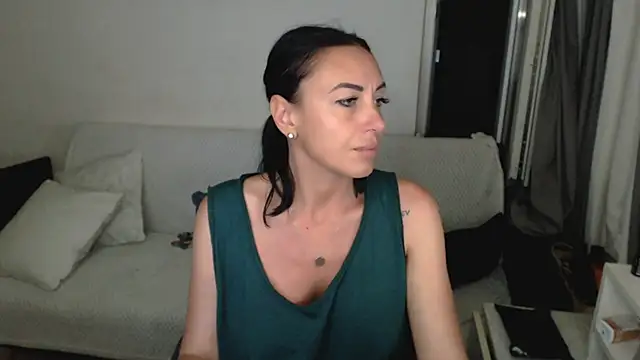 CloveLove Live XXX Chat