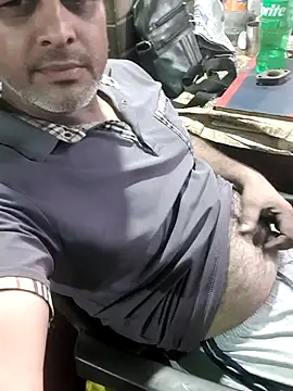 indiandesivillegeboy's Webcam Show