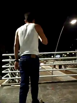 Andres_sant_: διαδικτυακό σόου στην κάμερα