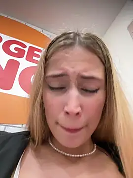 blonde_exe Webcam-Show