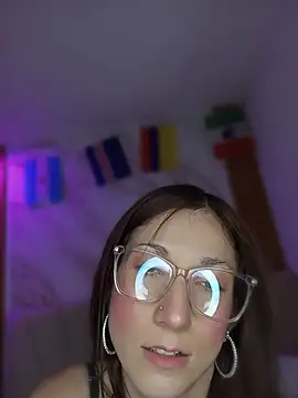 vane_coral Adlı Modelin Canlı XXX Sohbeti