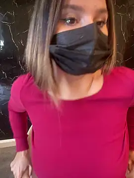 Nhaomy___ Adlı Modelin Canlı XXX Sohbeti