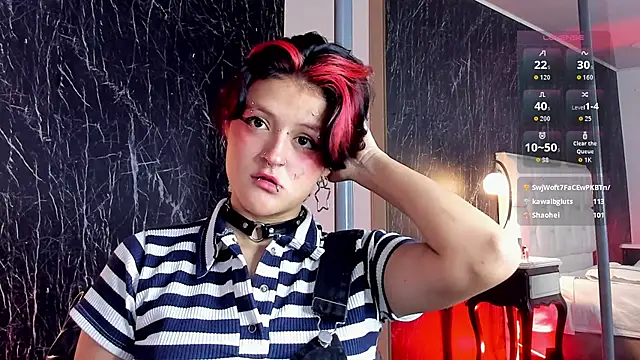 YuuMiko: διαδικτυακό σόου στην κάμερα