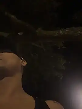 Gael_Velaryx: διαδικτυακό σόου στην κάμερα