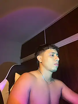 Gael_Velaryx Show in webcam