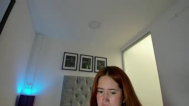 חדר צ'אט בשידור חי של AmberLaurentt