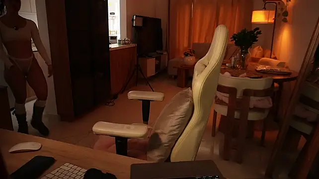 عرض كام Madisonlara1