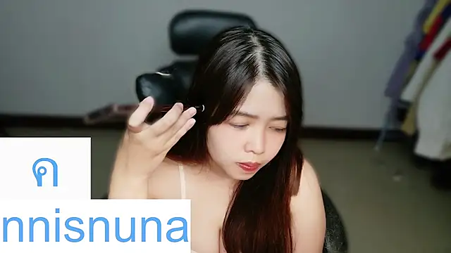 Chat soba uživo modela nunanunanuna