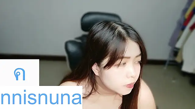 nunanunanuna – live chatrum