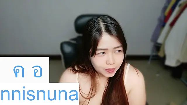 nunanunanuna Webcam-Show
