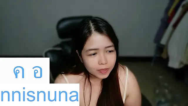 nunanunanuna Show Webcam